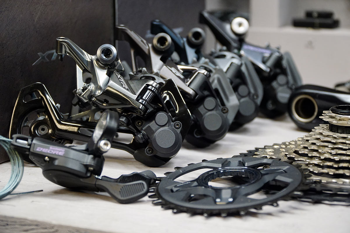 Shimano Rear Derailleur DEORE XT: RD-M8100-SGS 1x12Ss HG +